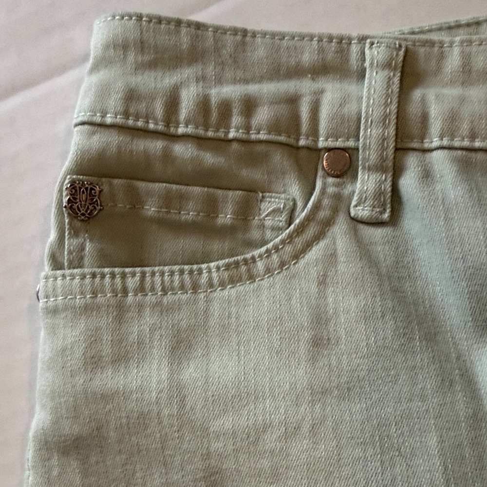 Bandolino Mint Green Capri - Picture 7 of 9